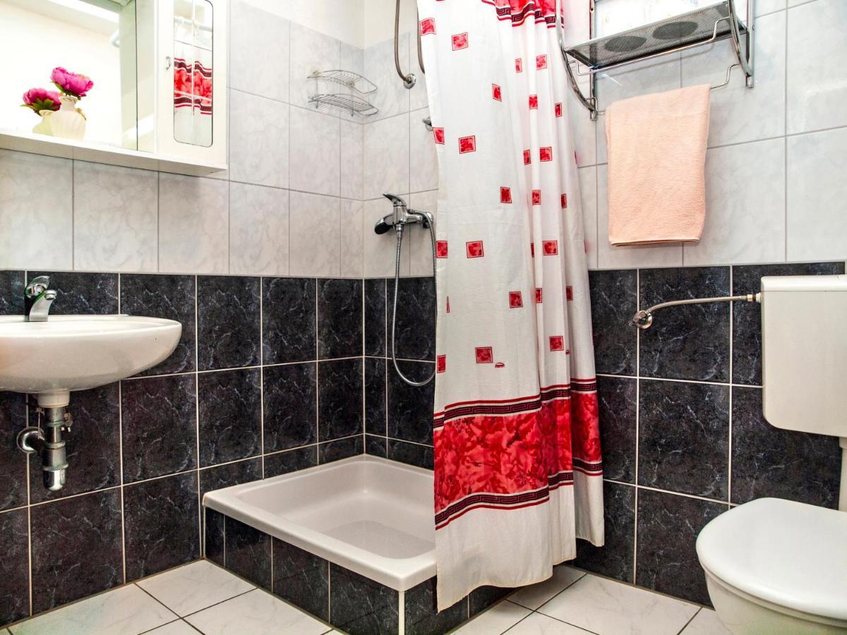 Apartmani Ines Драшнице Экстерьер фото